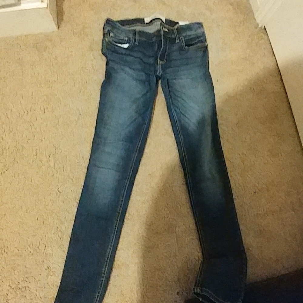 Hollister skinny jeans